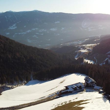 Baerntalerhof Villa Фалцес Екстериор снимка