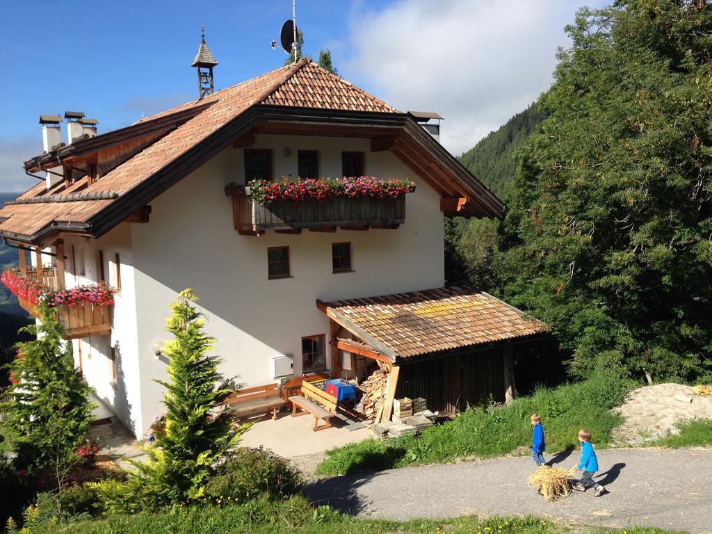Baerntalerhof Villa Фалцес Екстериор снимка