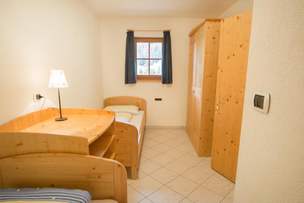 Baerntalerhof Villa Фалцес Стая снимка