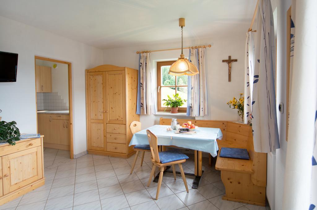 Baerntalerhof Villa Фалцес Стая снимка