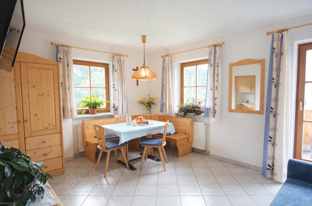 Baerntalerhof Villa Фалцес Стая снимка
